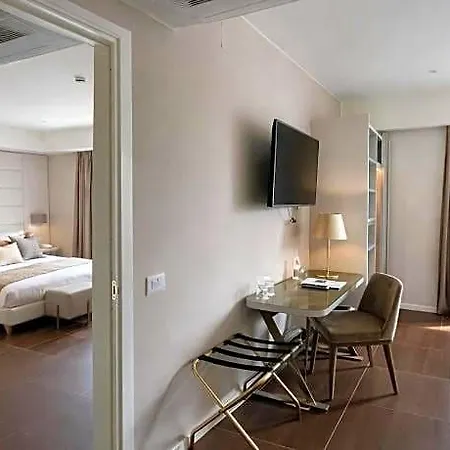 Bouganville 4*